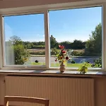 Σπίτι διακοπών Lovely With Views Of Fields