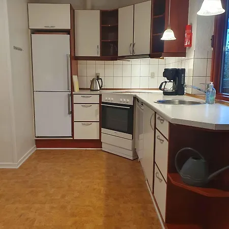 Lovely With Views Of Fields בית נופש Lebol