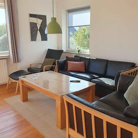 Casa vacanze Lovely With Views Of Fields Lebol