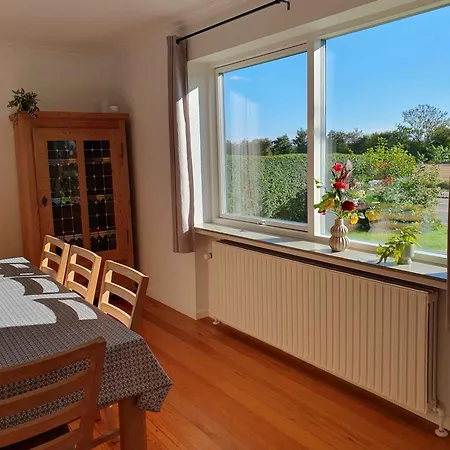 Casa vacanze Lovely With Views Of Fields *